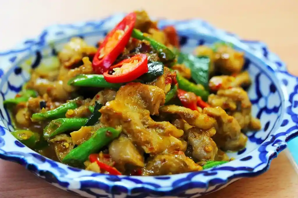 Soi Thai Kitchen Chicken Dishes Price